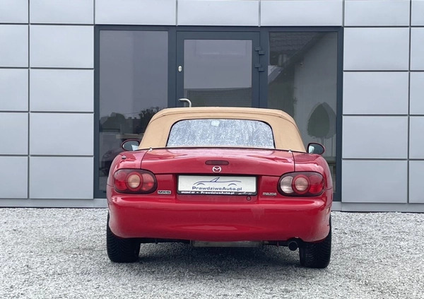 Mazda MX-5 cena 28400 przebieg: 108000, rok produkcji 2002 z Chodecz małe 37